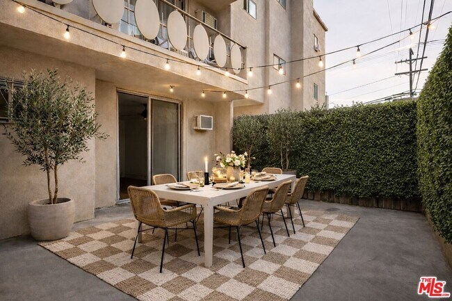 Foto del edificio - 4255 5th St