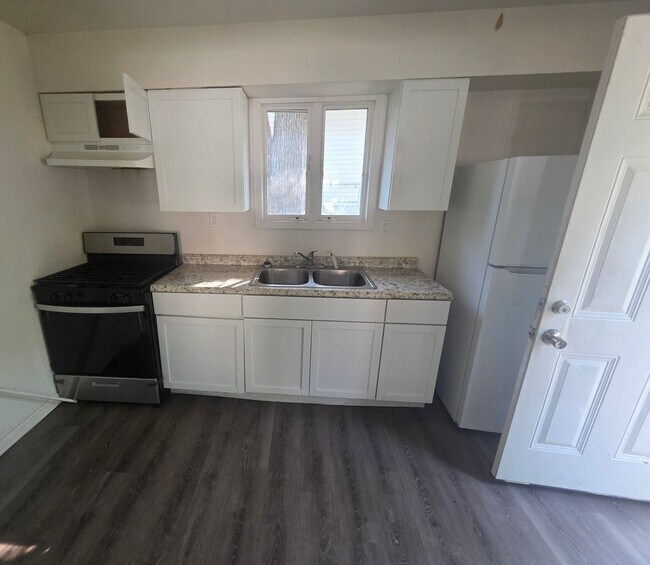 Foto del edificio - Nice 2BD/1BA