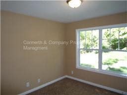 Building Photo - 106 Riverview Dr