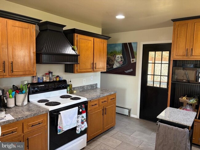 Building Photo - 157 Jimanna Rd