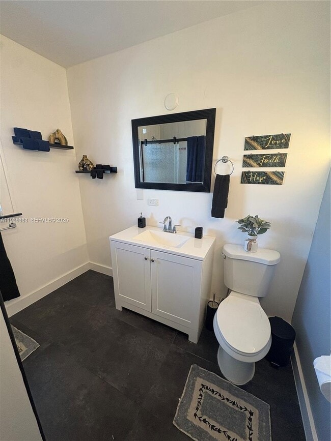 Building Photo - 1901 SW 9th St