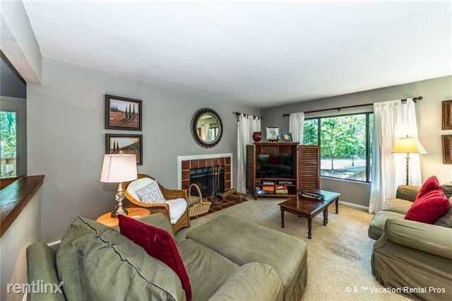 Building Photo - 125 Shipyard Dr