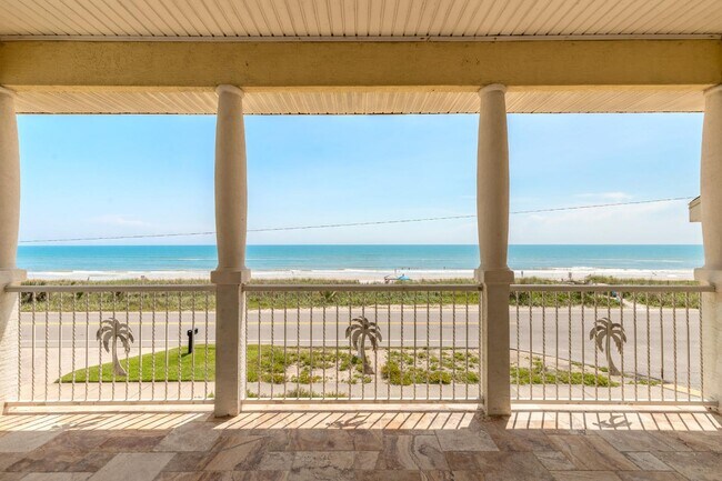 Building Photo - 2288 S Ocean Shore Blvd