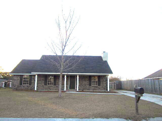 Primary Photo - 1206 Knotts Dr