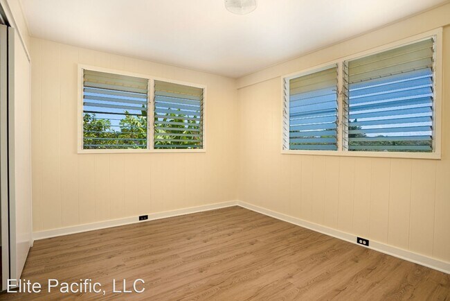 Building Photo - 3 br, 1 bath House - 2977 Aukoi Street