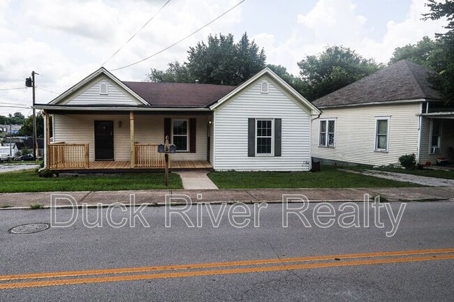 Building Photo - 1409 Highland Ave