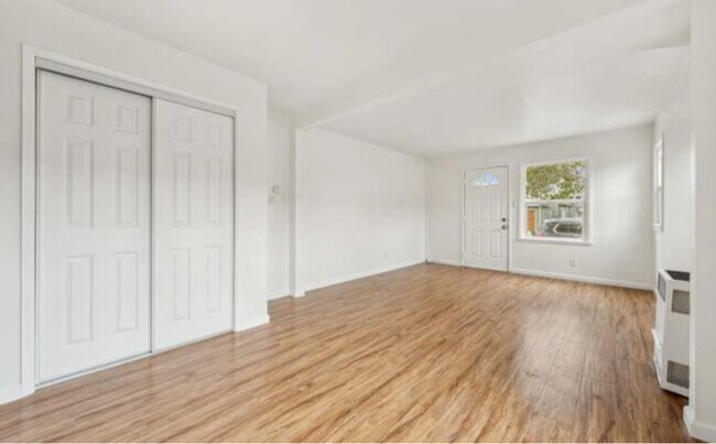Foto del edificio - 1226 Russell St