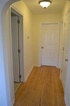 Building Photo - 430 S Pine Ave