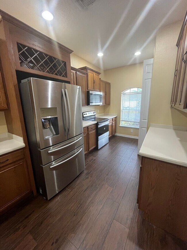 Foto del edificio - 5 bedroom now available in Wyndham Lakes