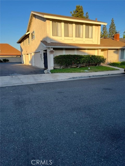 Building Photo - 318 Wilma Cir