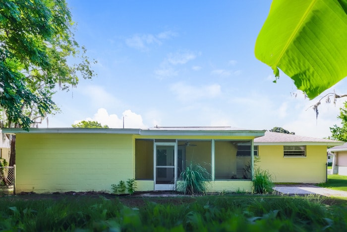 Building Photo - 7807 Raintree Dr