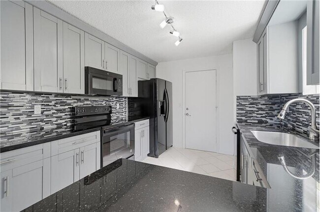 Foto del edificio - 3422 NW 110th Way