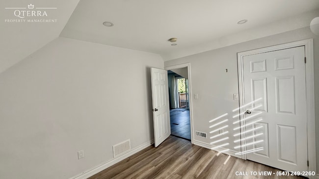 Photo du bâtiment - 617 Rosseau Rd