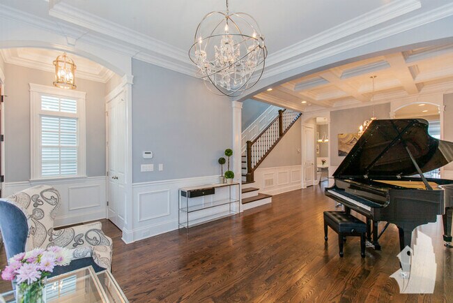 Foto del edificio - 3334 N Claremont Ave