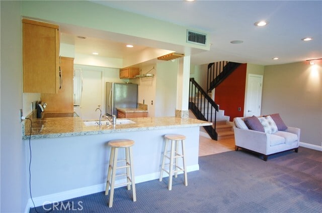 Foto del edificio - 718 Calle Bahia