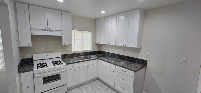 Foto del edificio - 128 N Sheridan St