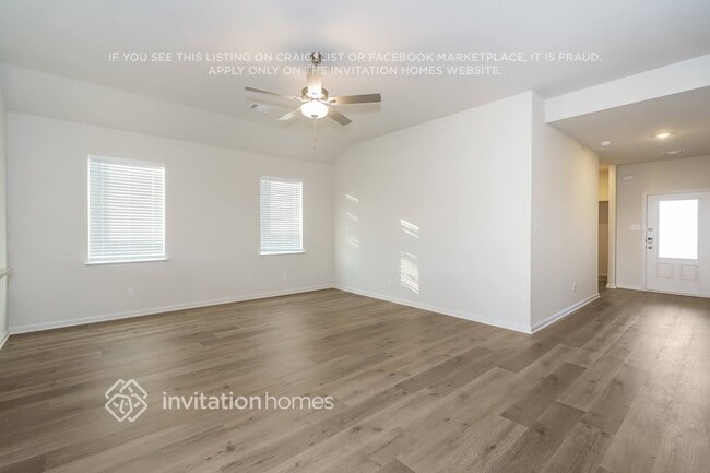 Building Photo - 10028 Pilot Pl