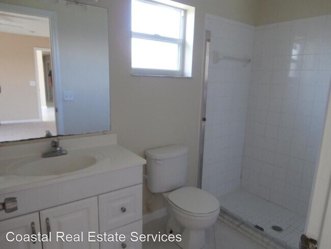 Building Photo - 3 br, 2 bath House - 2574 SE Richmond Street