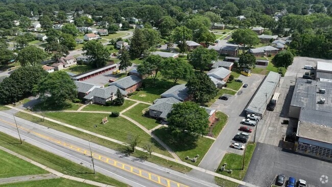  - Dohr Apartments