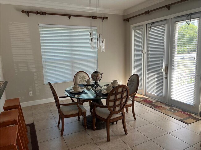 Foto del edificio - 1496 Fairview Cir