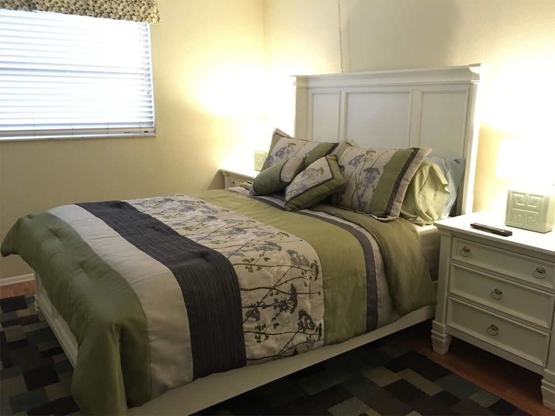 175 116th Ave, Treasure Island, FL 33706 Townhome Rentals in Treasure