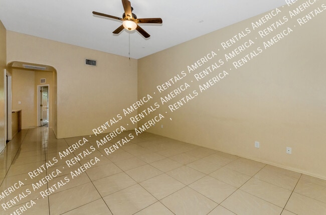 Foto del edificio - 7202 E Chelsie Kaye Ln