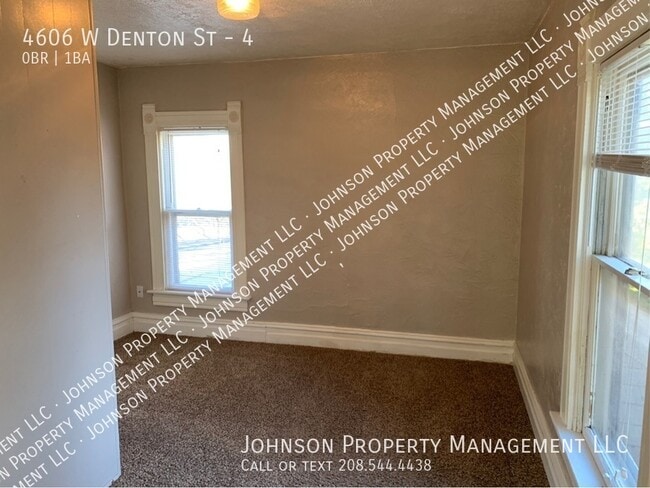 Building Photo - 4606 W Denton St