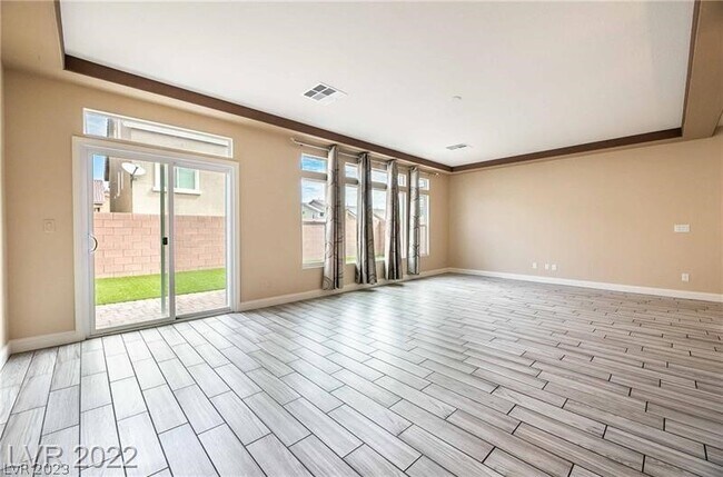 Foto del edificio - 6372 Tamber Bay Rd