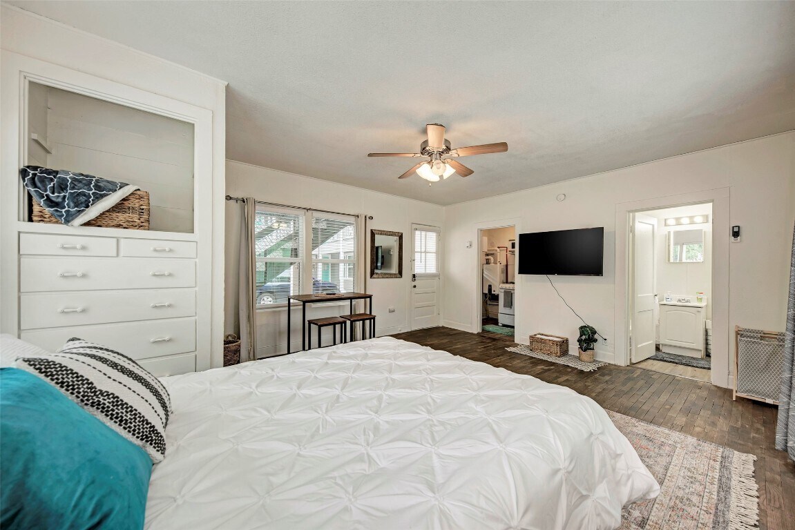 Foto principal - 915 W 21st St