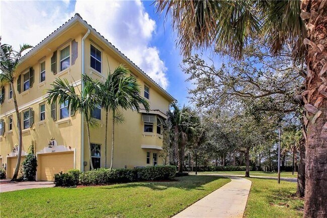 Foto del edificio - 3937 Monarch Ln