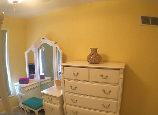 Foto del edificio - 123 Pumpkin Patch Ln