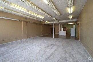 Building Photo - 208 N Broadway St