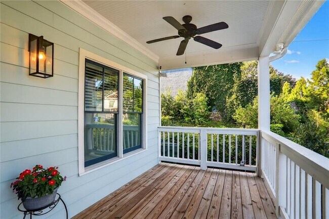 Foto del edificio - 1170 Moton Ave SW