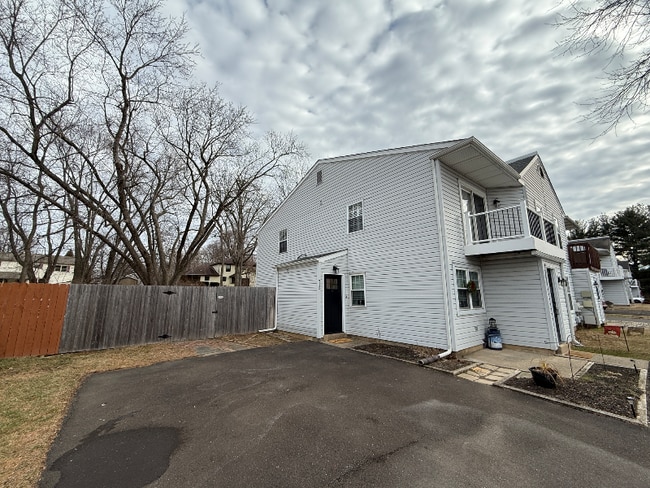 Foto del edificio - 713 Timber Ln