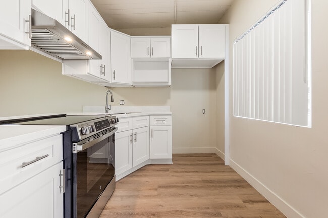 Foto del edificio - Torrance 44