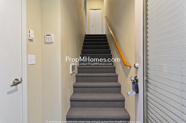 Foto del edificio - Contemporary Townhome in the heart of St. ...