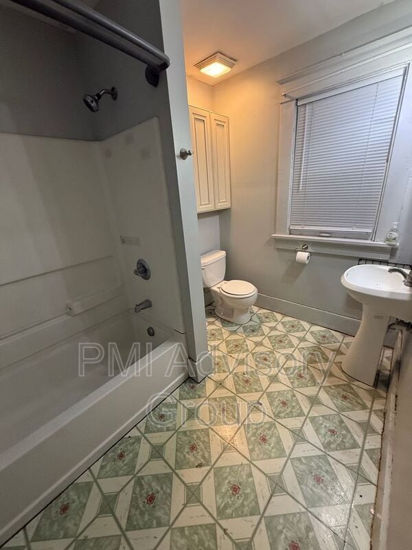 Foto del edificio - 1323 SW Garfield Ave