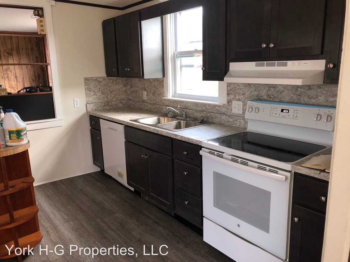 Foto principal - 2 br, 1 bath House - 6626R South Road