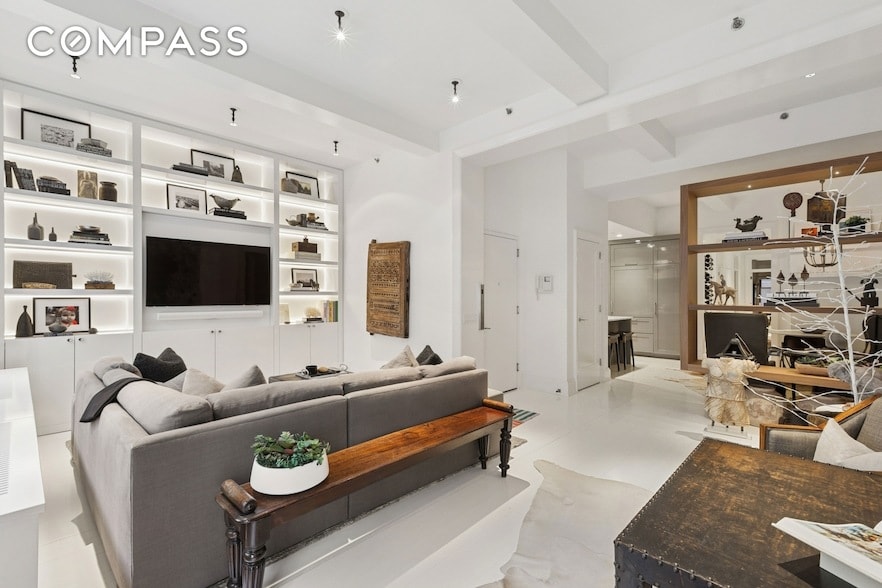 Foto principal - 31-33 E 28th St