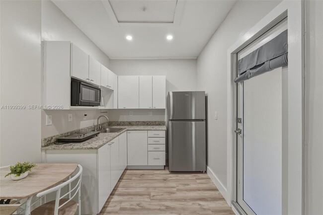 Foto del edificio - 10912 SW 146th Ave