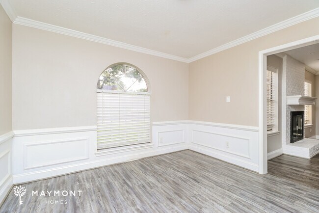 Foto del edificio - 15611 Pebble Bend Dr