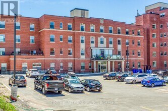 Building Photo - 175 Hunter St E