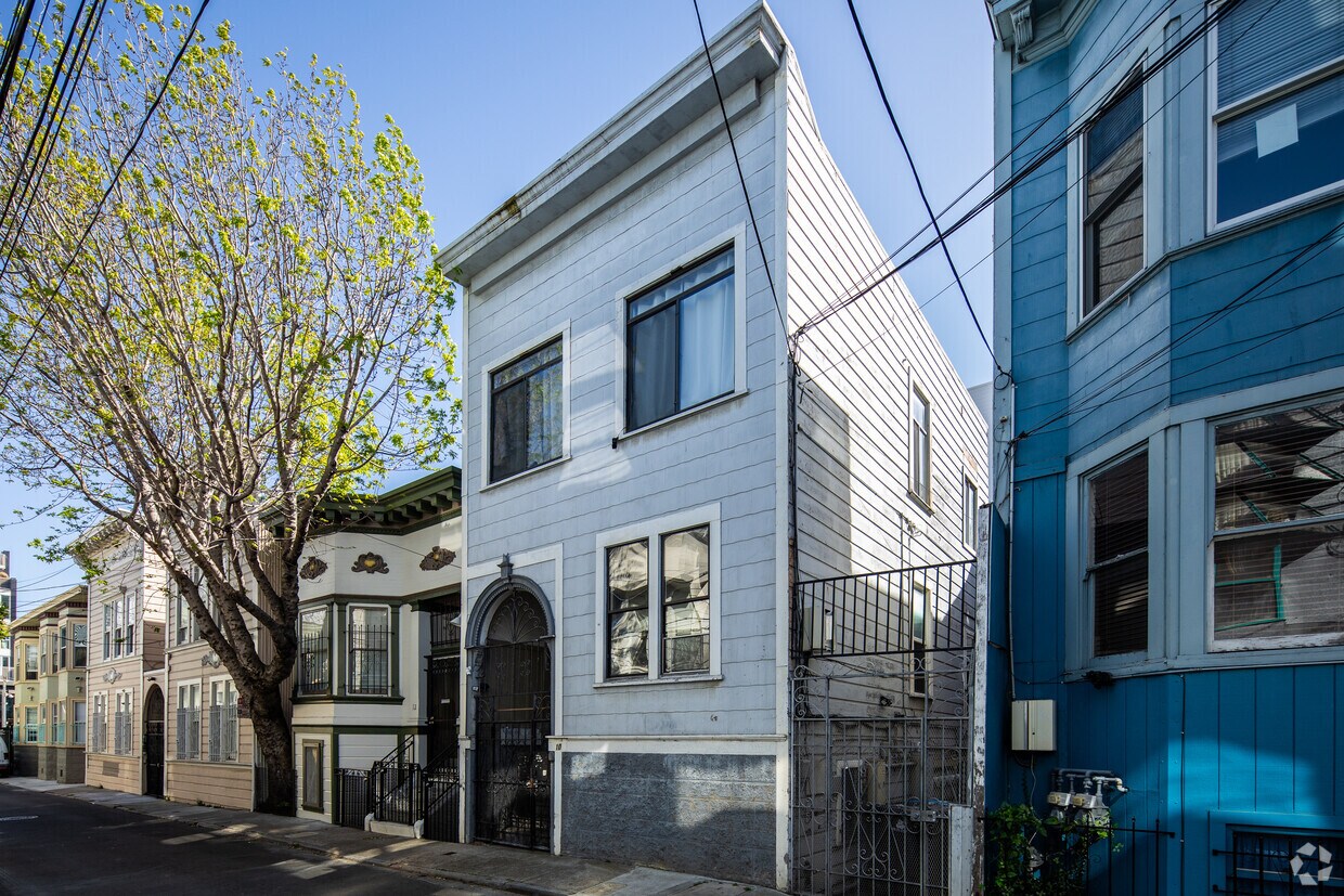 Primary - 10 Sumner St