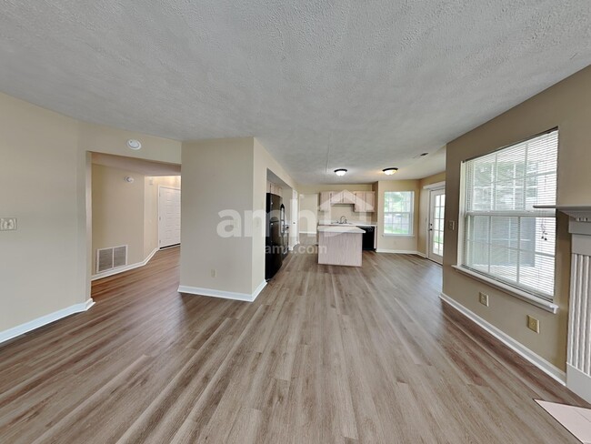 Building Photo - 4002 Cherry Blossom Blvd