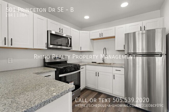 Foto del edificio - Newly Remodeled 2 Bedroom Near CNM!