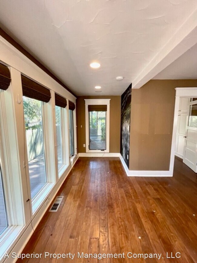 Building Photo - 4 br, 3 bath House - 34 NW Portland Ave