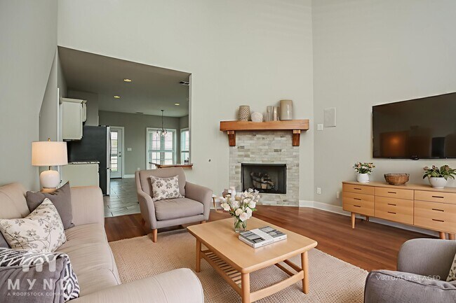 Building Photo - 4751 W Petite Lp