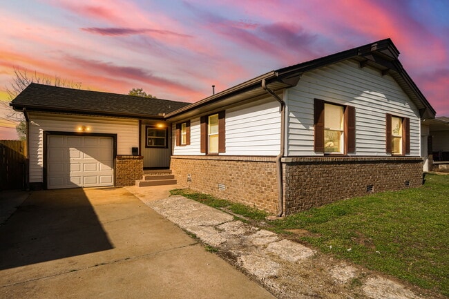 Photo - 4425 NW 31st St House