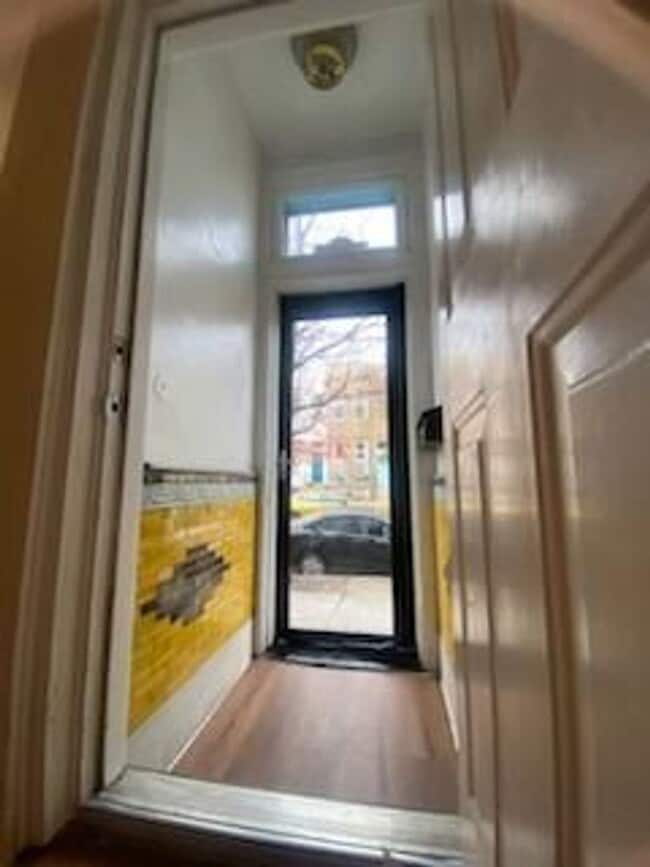 Photo - 837 Powers St House