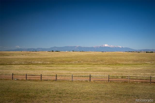 Foto del edificio - 5695 Peerless Farms Rd